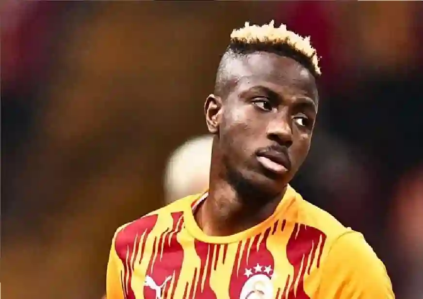 الهلال يضع رقم فلكي لنجم الأهلي