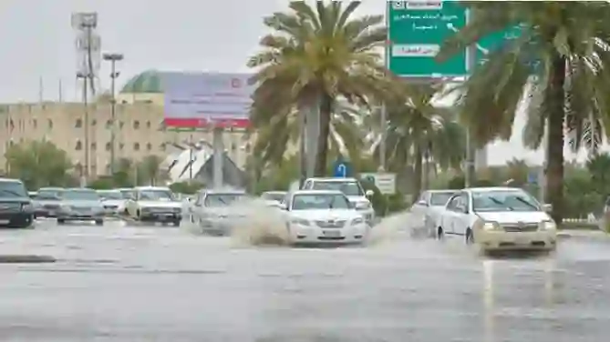 المرور يلزم السائقين في السعودية بخمس قواعد جديدة