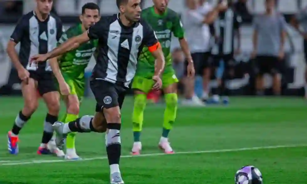 وكيل حمد الله يكشف تفاصيل مغادرته للدوري السعودي ونادي الشباب 