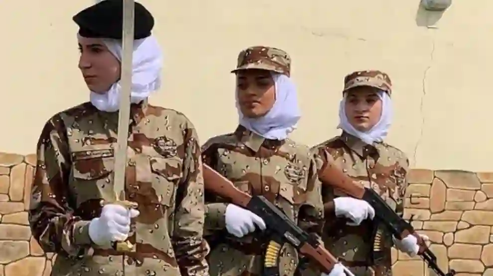السعودية تحدد الشروط الجديدة لقبول النساء في العسكرية 