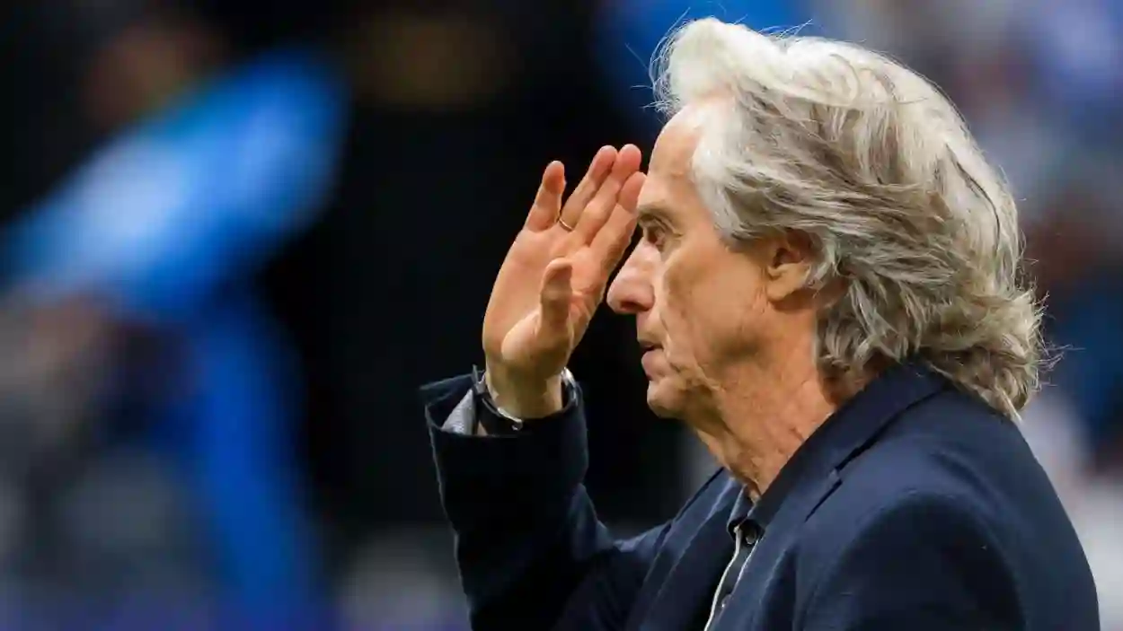 الهلال يعلن عن تطور هام في ملف جيسوس 