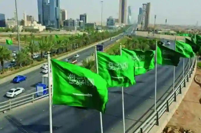 السعودية تستثني السودانيين القادمين بتأشيرة عُمرة من قرار المغادرة قبل موسم الحج